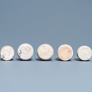 Nine white Dutch Delftware albarello-type ointment jars, 17/18th C. — photo 8