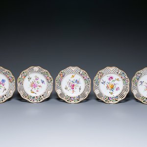 Nineteen polychrome Dresden porcelain plates and dishes, Meyers & Sohn, Germany, 19th C. — 照片 10