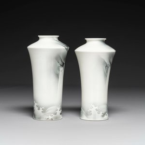 Nishiura Enji (1856-1914): A pair of Japanese ‘waterfall’ vases, 19/20th C. — photo 4