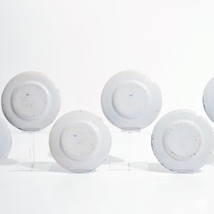 Onze assiettes des series des mois en faïence de Delft bleu et blanc, 19ème — photo 4