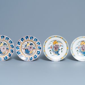 Onze assiettes en faïence polychrome de Delft, 18ème — photo 2