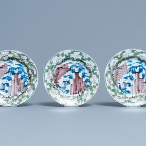 Onze assiettes en faïence polychrome de Delft, 18ème — photo 6