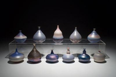 Onze petits vases modernistes aux émaux bleuâtres, Perignem et Amphora, 2ème moitié du 20ème