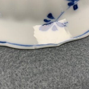Onze tasses et soucoupes lobées en porcelaine de Chine en bleu et blanc, Kangxi — photo 18