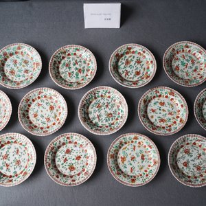 Onze tasses et treize soucoupes en porcelaine de Chine famille verte, Kangxi — photo 10