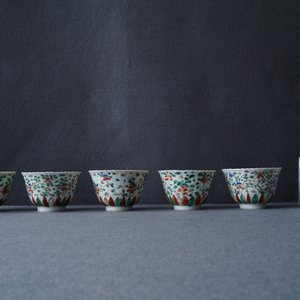 Onze tasses et treize soucoupes en porcelaine de Chine famille verte, Kangxi — photo 15