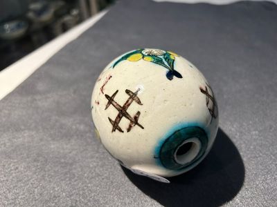 Ornement à suspendre en faïence polychrome de Kutahya, la Turquie, 19ème — photo 4