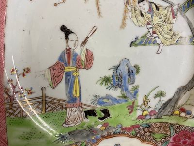 Paire d'assiettes en porcelaine de Chine famille rose à décor 'Xi Xiang Ji', Yongzheng — photo 5