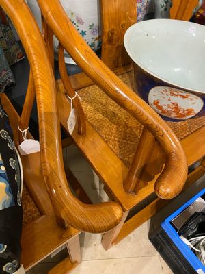 Paire de chaises de type 'fer à cheval' en bois d'olme, Chine, République — photo 20