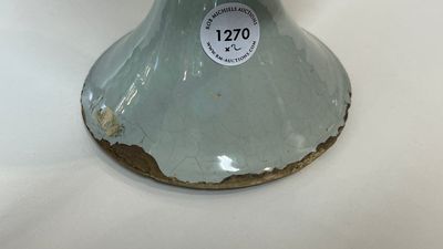 Paire de chevrettes en faïence en bleu et blanc dans le style de Delft, Angleterre, probablement Londres, 18ème — photo 4
