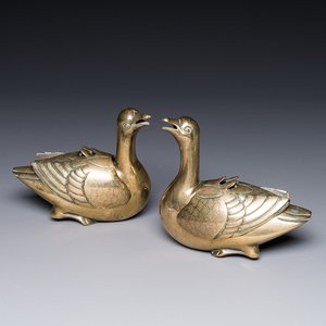 Paire de compte-gouttes en bronze incrusté d'argent en forme de canard, Chine, Qing — photo 1