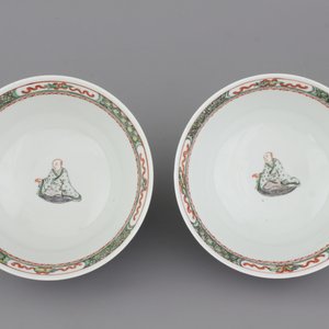Paire de coupes en porcelaine de Chine, famille verte, 19e — photo 4