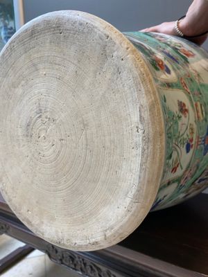 Paire de grands vases couverts en porcelaine de Chine famille verte, Kangxi — photo 13