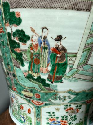 Paire de grands vases couverts en porcelaine de Chine famille verte, Kangxi — photo 20