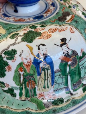 Paire de grands vases couverts en porcelaine de Chine famille verte, Kangxi — photo 47