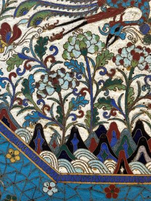 Paire de grands vases de forme octogonale de type 'bianhu' en émaux cloisonnés, Chine, Qianlong/Jiaqing — photo 8