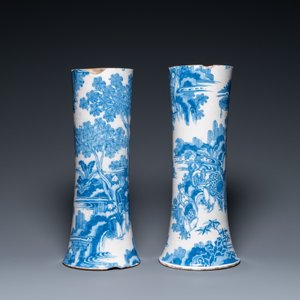 Paire de grands vases en faïence de Delft en bleu et blanc à décor chinois, 17ème — photo 2