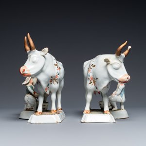 Paire de groupes de trayeurs de vaches en faïence blanche de Delft surdécorée à froid, 18ème — photo 4
