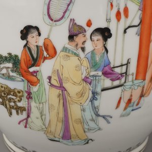Paire de jardinières avec support en porcelaine de Chine, famille rose, 20e — photo 8