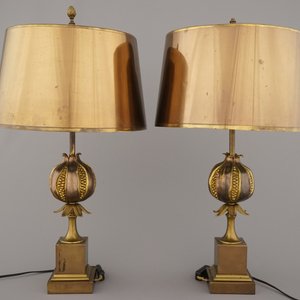 Paire de lampes à décor de grenades, Maison Charles, marquées, env, 1950 — photo 5