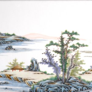 Paire de plaquettes en porcelaine de Chine avec peinture fine d'un paysage, 19e — photo 7