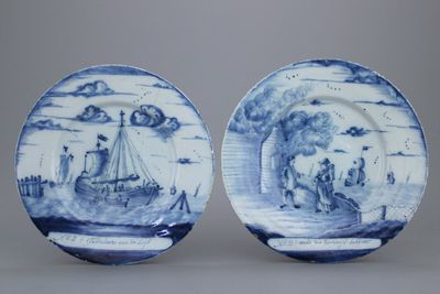 Paire de plats en faïence de Delft, décor de pêche de hareng, 18e