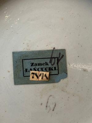 Paire de plats en porcelaine de Chine verte-Imari à décor 'Les femmes générales de la famille Yang 楊門女將', Kangxi — photo 9