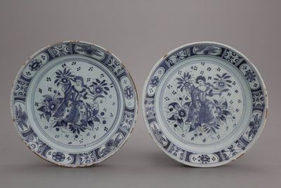 Paire de plats sur fond bleu, Nürnberg, 18e