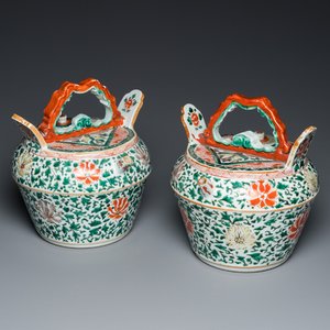 Paire de pots à chaux et leur couvercles en porcelaine de Chine famille verte, Kangxi — photo 1