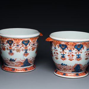 Paire de rafraichissoirs en porcelaine de Chine de style Imari, Qianlong — photo 1