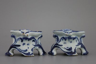 Paire de salerons en faïence de Delft, style rococo, 18e