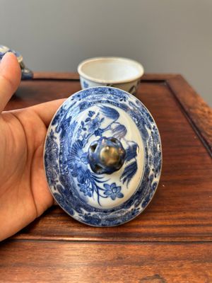 Paire de saucières et terrines couvertes en porcelaine de Chine en bleu et blanc, Qianlong — photo 14