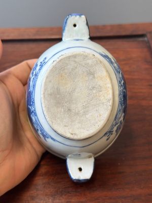 Paire de saucières et terrines couvertes en porcelaine de Chine en bleu et blanc, Qianlong — photo 22