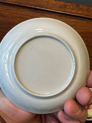 Paire de tasses et soucoupes en porcelaine de Chine famille rose à décor de chevaux, Yongzheng — photo 22