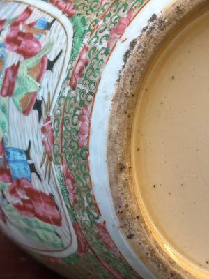 Paire de vases couverts de forme double gourde en porcelaine de Chine famille rose de Canton, 19ème — photo 19