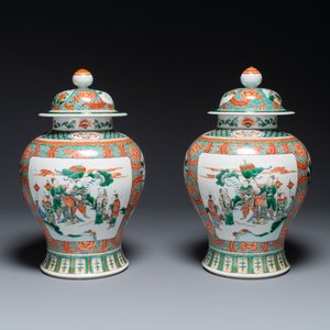 Paire de vases couverts en porcelaine de Chine famille verte à décor 'Wen Wang Fang Xian 文王訪賢', 19ème — photo 2