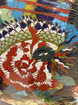 Paire de vases de type 'bianhu' en émaux cloisonnés, Chine, Jiaqing — photo 18