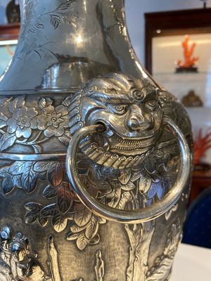Paire de vases en argent à décor de l'anniversaire de Guo Ziyi, Chine, marque de Qingyun 慶雲, 19ème — photo 20