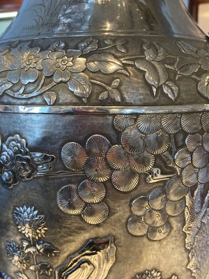 Paire de vases en argent à décor de l'anniversaire de Guo Ziyi, Chine, marque de Qingyun 慶雲, 19ème — photo 25