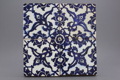 Panneau intact de 4 carreaux du Dôme du Rocher, Iznik ou Damas, env. 1600