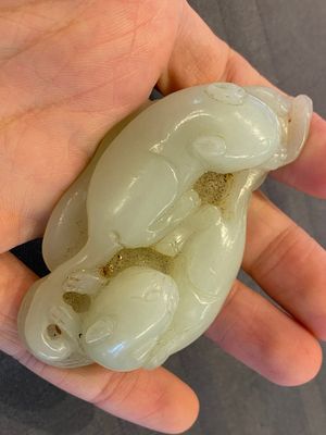 Pendentif en jade sculpté figurant deux chats, Chine, Qing — photo 2