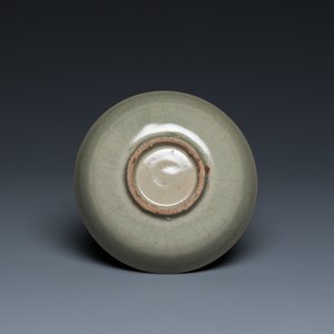 Petite coupe en porcelaine de Chine en céladon de Yaozhou, Song ou postérieur — photo 3