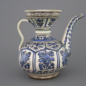 Pichet bleu et blanc en style chinois Ming, Iran, Safavid, 17e — photo 3