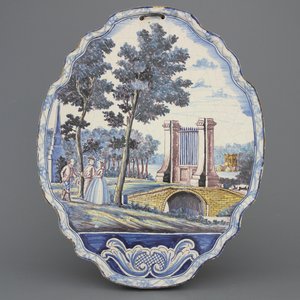 Plaquette en Delft polychrome, Makkum, 19e — photo 1