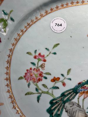 Plat de forme ovale en porcelaine de Chine famille rose à décor d'oiseaux près de branches fleuries, Qianlong — photo 9