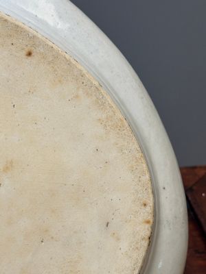 Plat de forme ovale en porcelaine de Chine famille rose de Canton à décor narratif, 19ème — photo 8