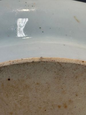 Plat de forme ovale monogrammée en porcelaine de Chine famille rose de Canton, 19ème — photo 12