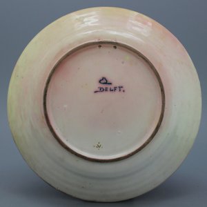 Plat en faïence de Delft, fabrique Porceleyne Fles, décor léopard, env. 1920 — photo 2