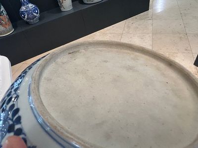 Plat en porcelaine de Chine en bleu et blanc à décor d'un bouquet de fleurs, Qianlong — photo 6
