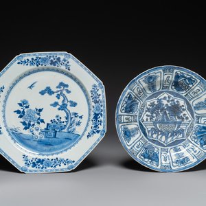 Plat en porcelaine de Chine en bleu et blanc et un plat octogonal à décor 'Les Trois Amis de l'Hiver', Wanli et Qianlong — photo 1